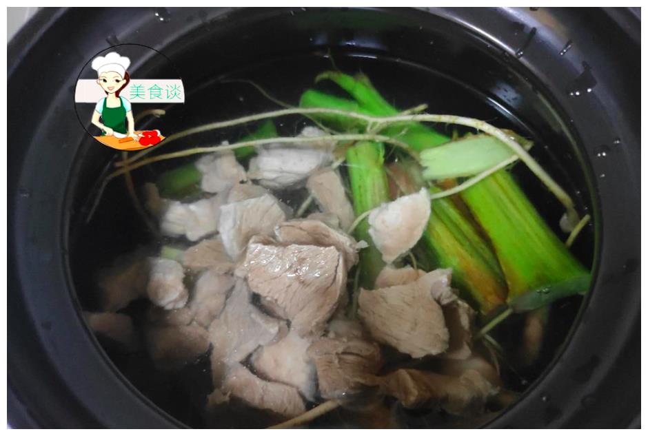 苋菜根是个宝别当垃圾扔了用来煲汤鲜甜解暑喝它肠胃舒服