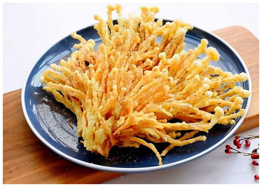 酥炸金针菇,先裹蛋液还是先裹面粉?做对了,金针菇又香又酥脆