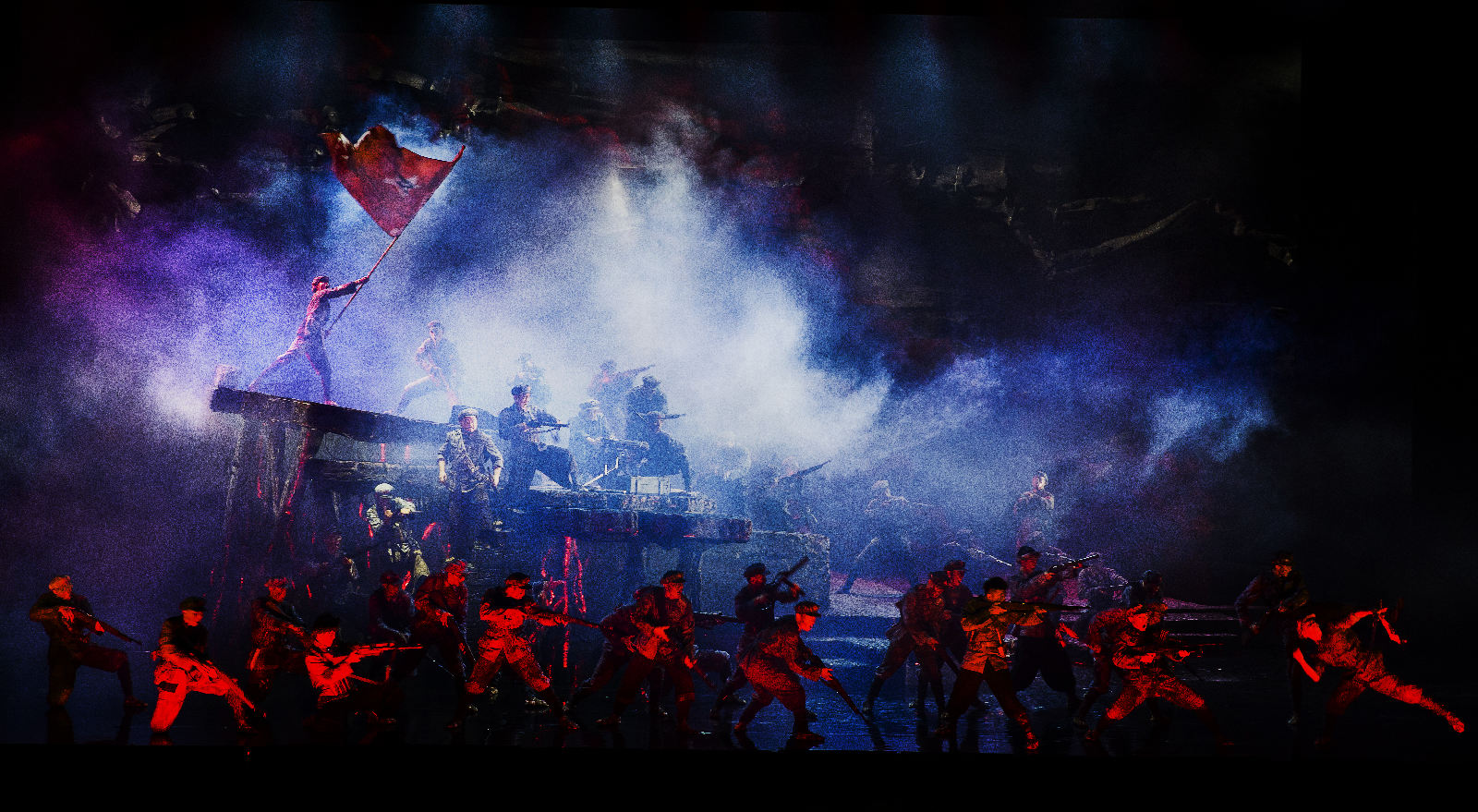 陈蔚团队精品力作原创歌剧《血色湘江》登台国家大剧院