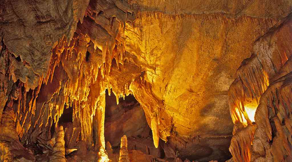 猛犸洞世界上最长的洞穴每年仍在增长