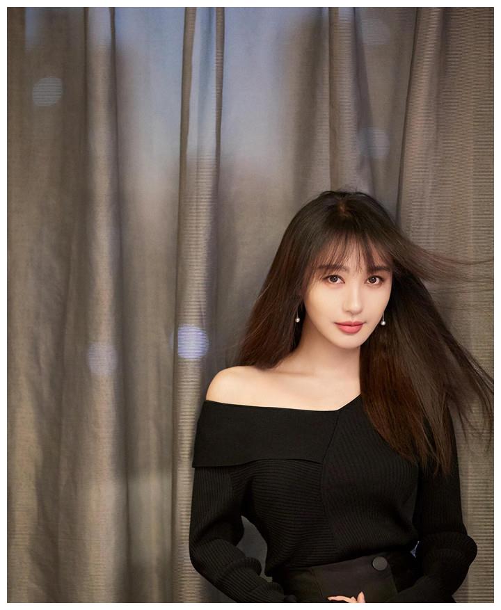 李菲儿真是撩汉高手曾插足郑爽张翰现如今仍自称是好女孩