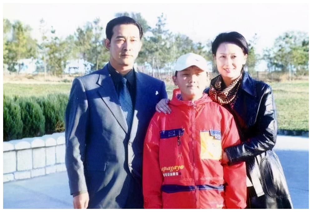 10年前,演员樊志起找尤小刚请假起争执,5小时后家中不幸身亡|樊志起