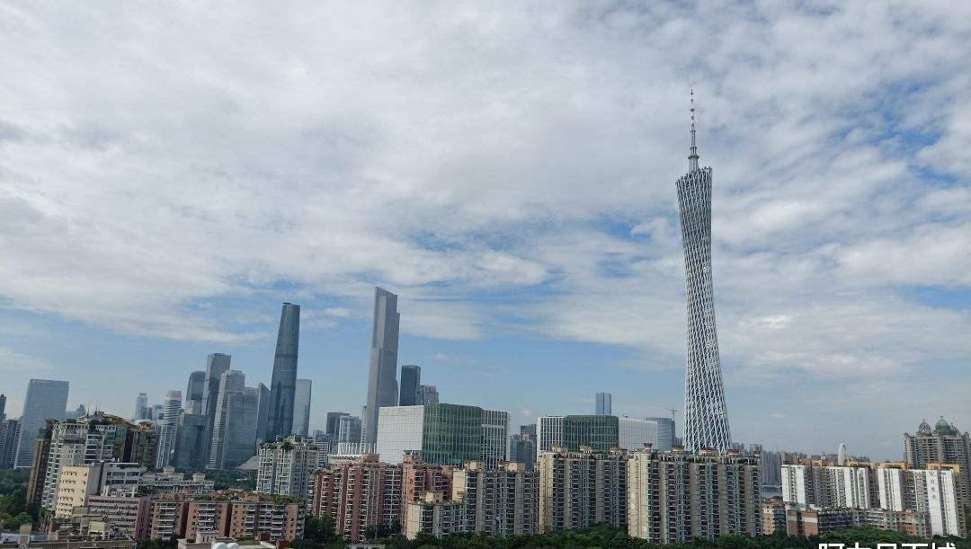 南京半年gdp_上半年全国GDP二十强诞生:南京处于第九,郑州仅第十六