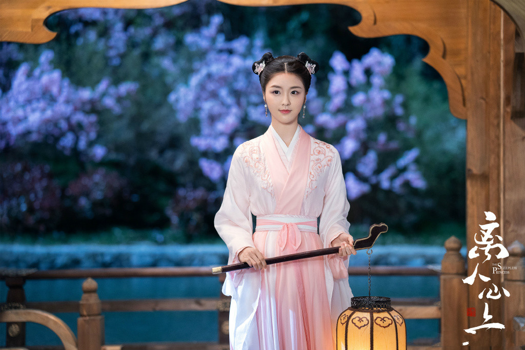 离人心上首播郑业成演技呆板女主胡意旋成意外看点