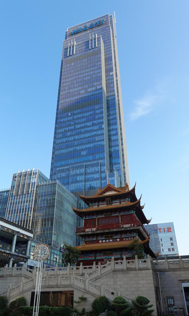 与上海城隍庙和南京夫子庙齐名的商业街区,无锡也有一处