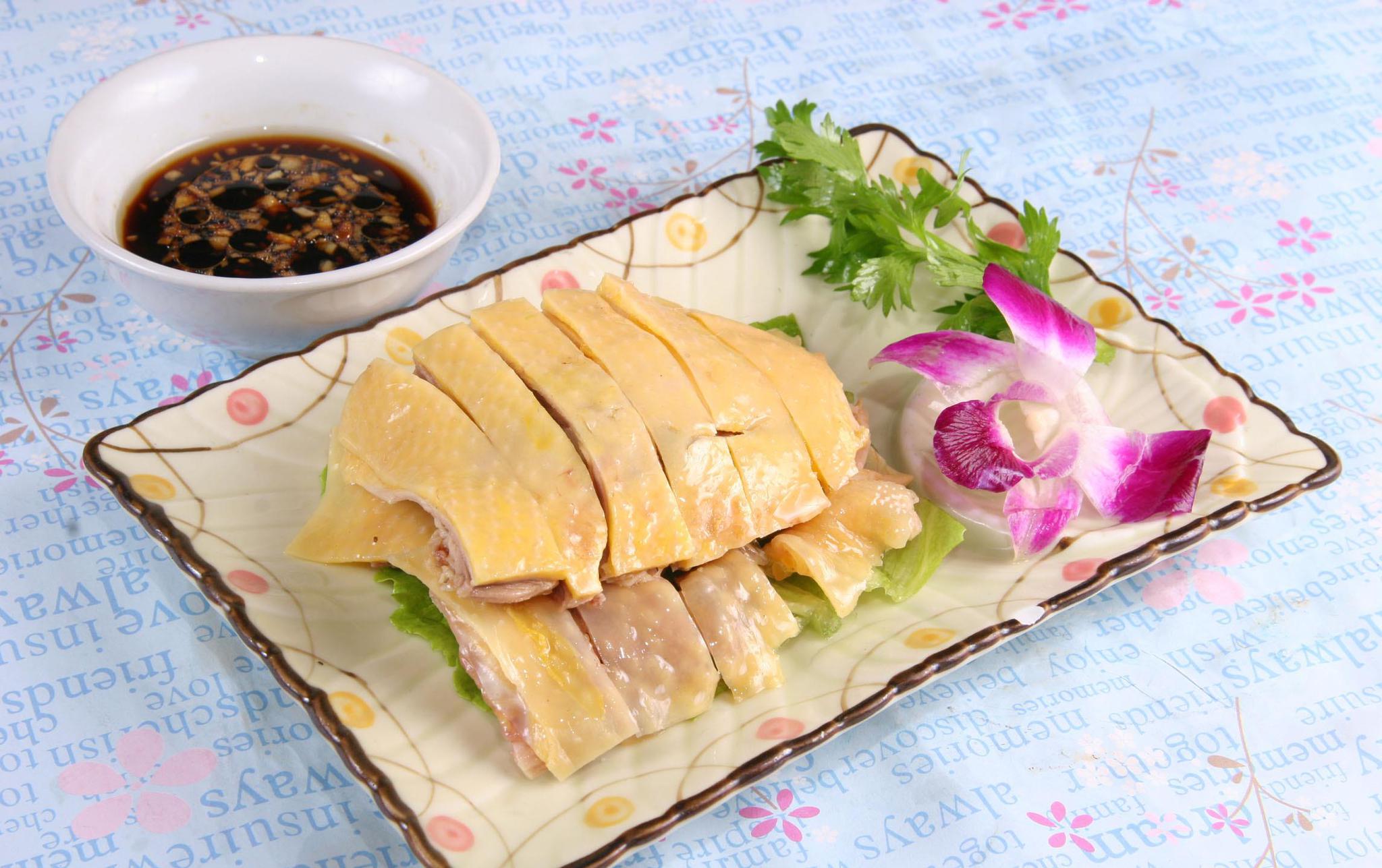 盐水鸡,皮滑肉嫩又好吃,这一道美味家常菜,看着就馋!