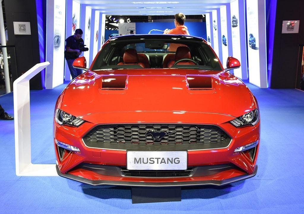 福特野马mustang黑曜魅影版