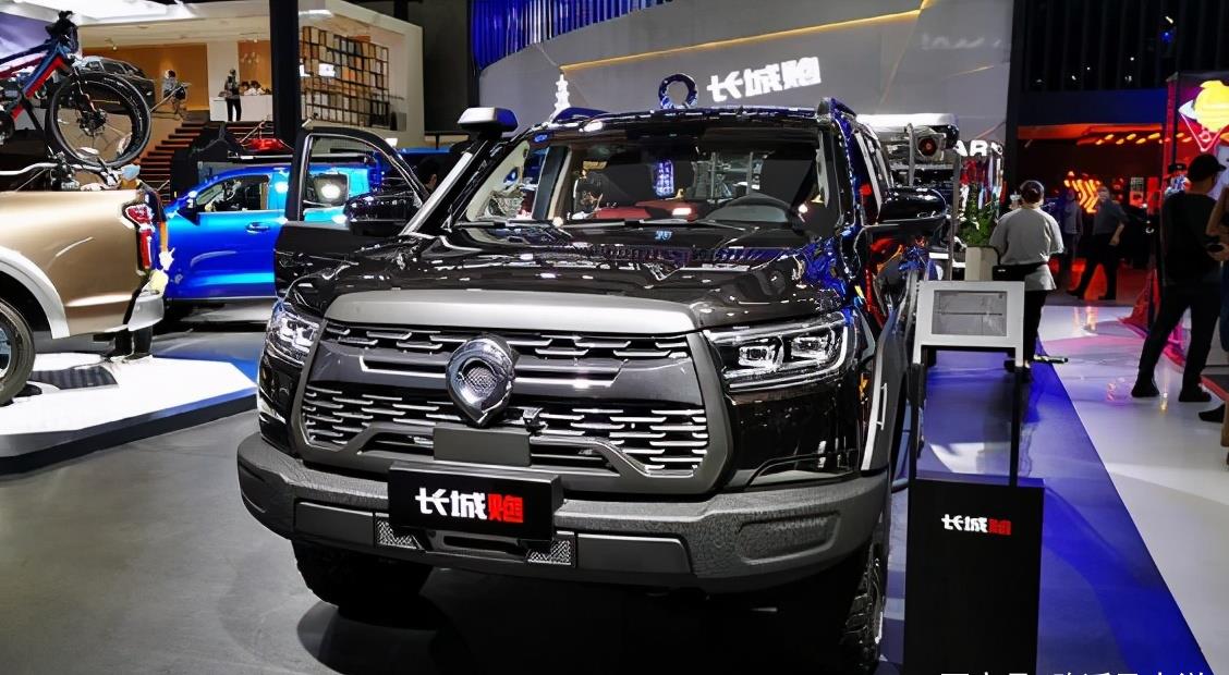 长城炮越野皮卡拖挂版上市 售17.08万元起