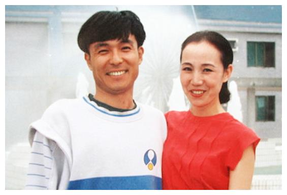 播出28年:6位演员已过花甲,时代记忆难复制|上海一家人|谢园|李羚