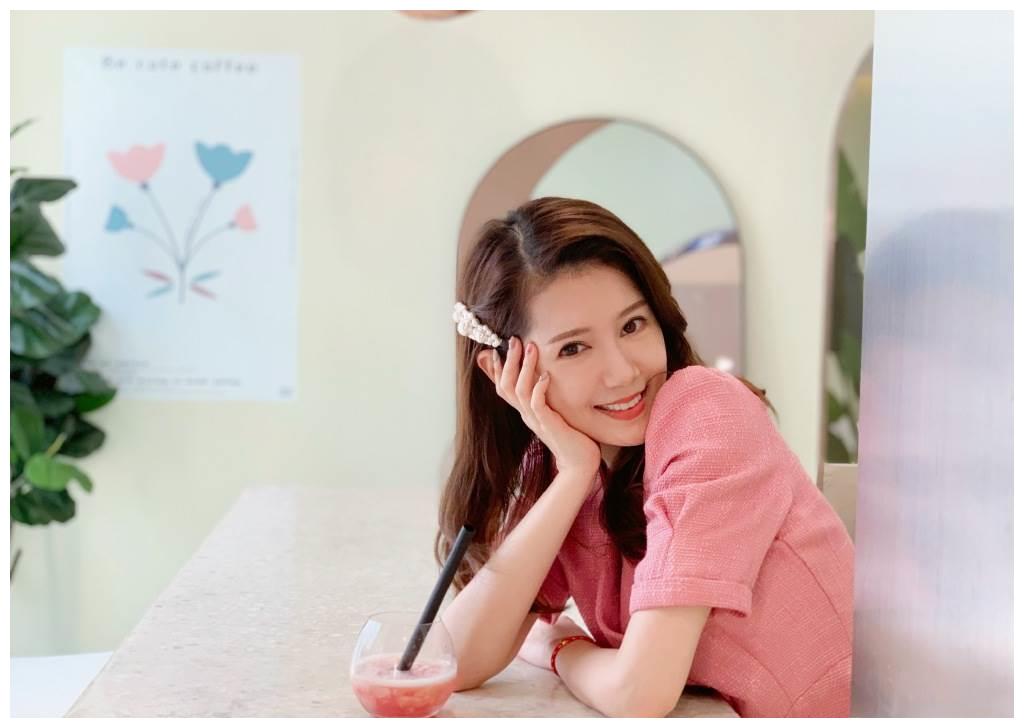 程意涵在微博po出王儇手撕婢女影片吐槽自己的尴尬演技