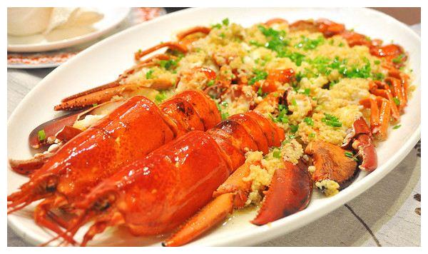 蒜蓉蒸大龙虾含幼儿所必须的组氨酸不用吃光看看就解馋