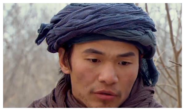 此人与陆文龙齐名,弃暗投明大义灭亲,却被岳飞逼死|曹宁|陆文龙|岳飞