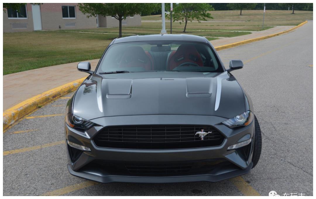 2020年福特野马ecoboost23t无需50即可享受的畅快体验