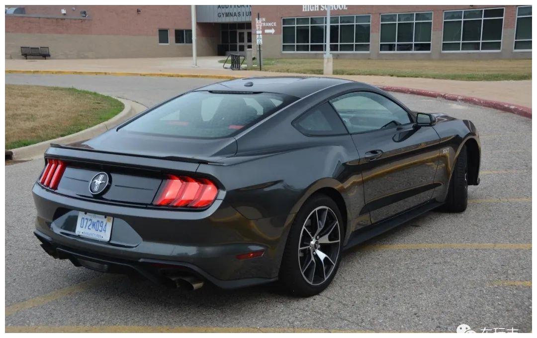 2020年福特野马ecoboost23t无需50即可享受的畅快体验