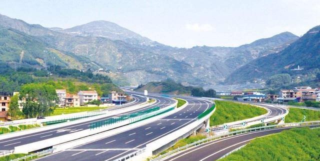 途胜方向盘高速