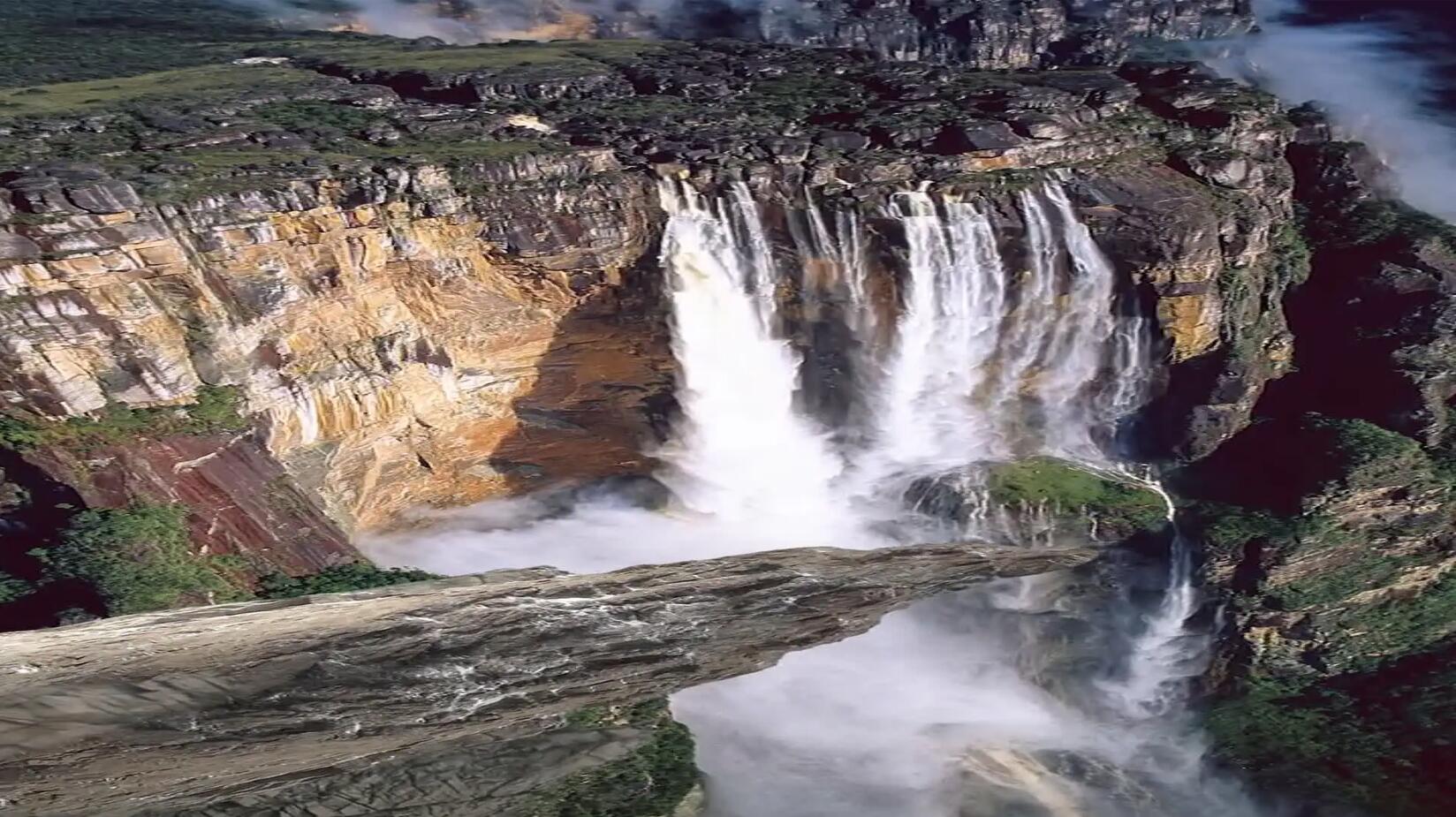 世界上最令人震撼的25个大自然奇迹一