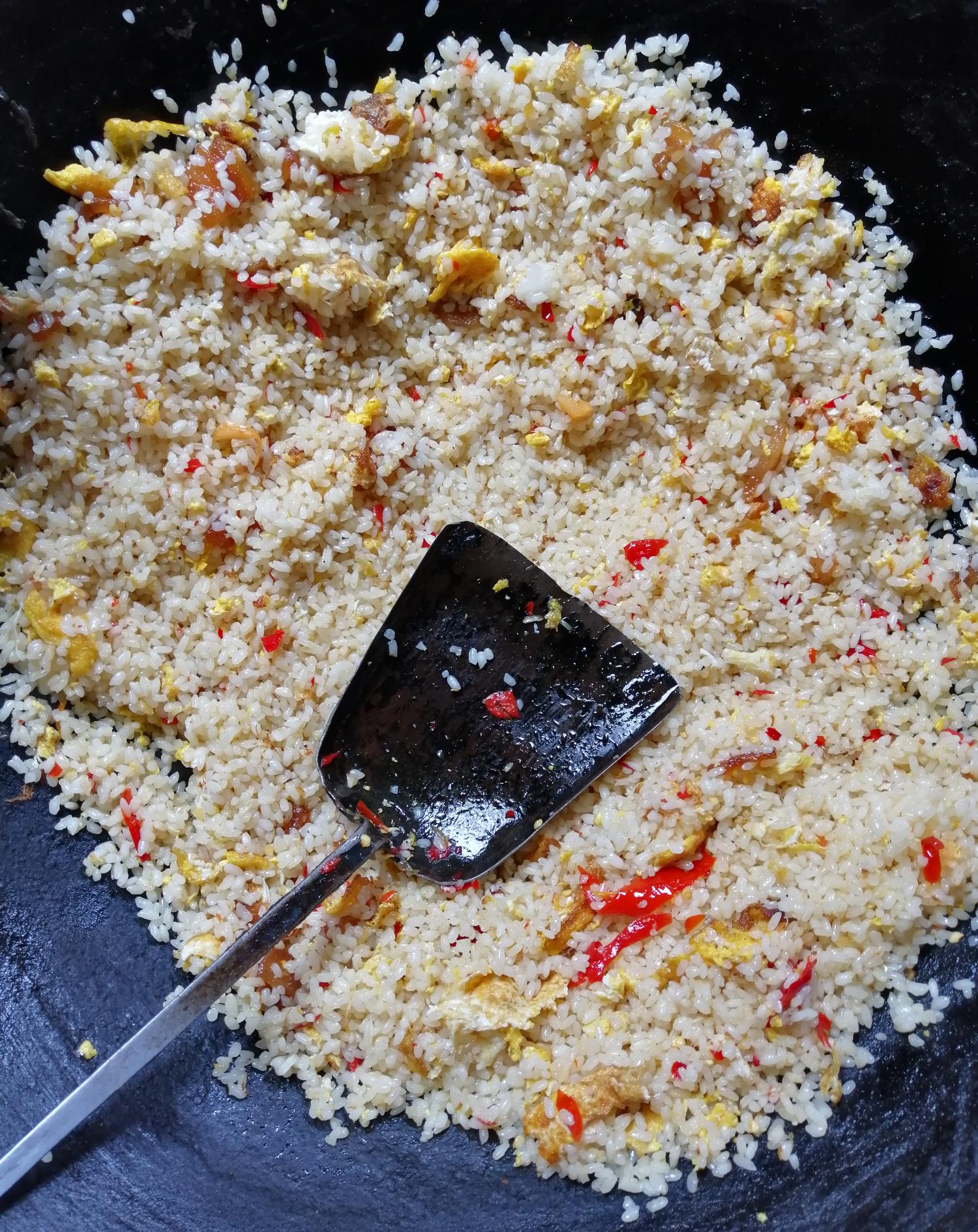 沾益区大坡乡大锅蛋炒饭,儿时的味道