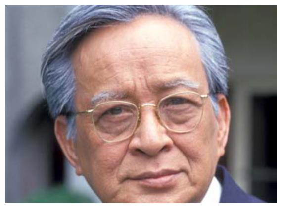 双料影帝关海山离世被发现已僵硬4任妻子7子女大闹灵堂争遗产