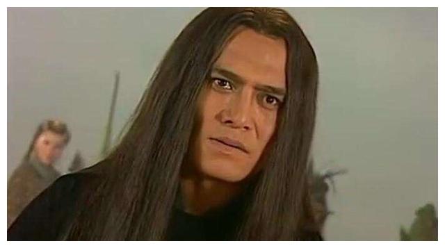 还记得《西游记后传》的无天吗?今49岁乡下种地,两鬓斑白贼乐观