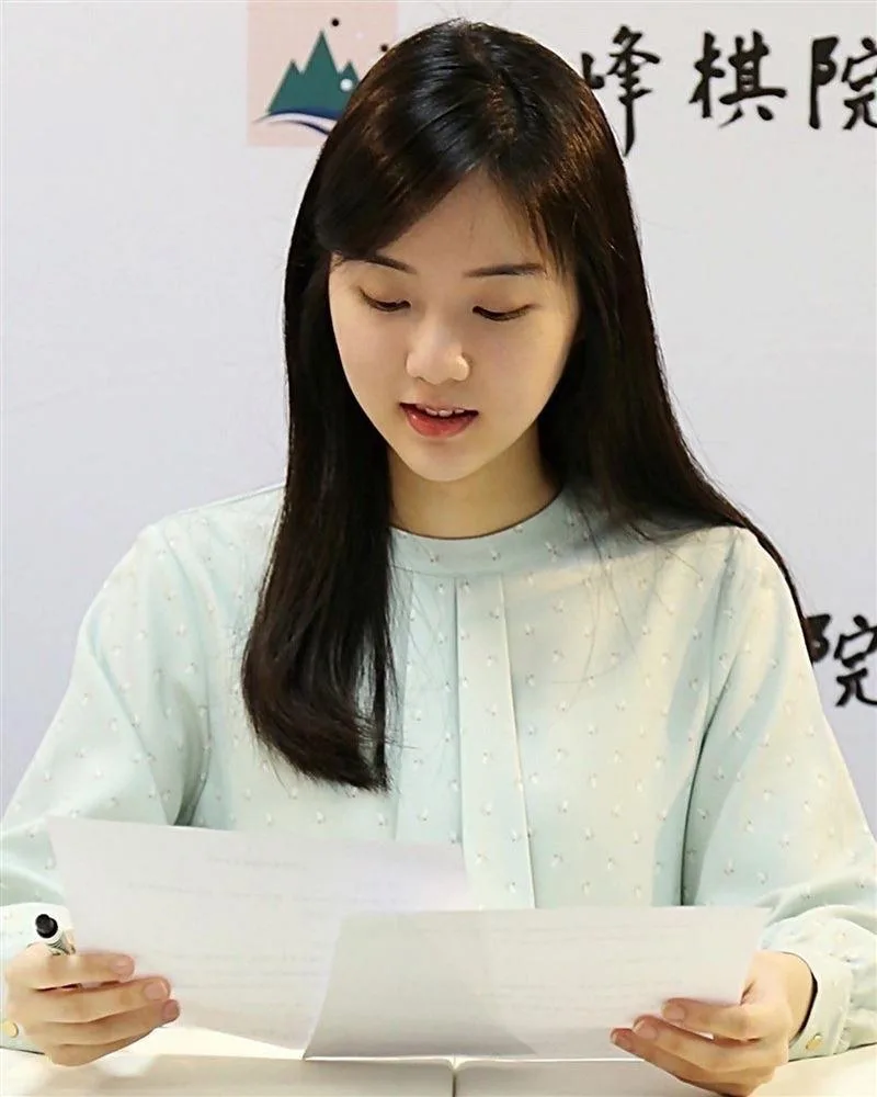 今日寿星还有:杨嘉源九段,52岁,1970年出生于中国台湾,日本棋院东京本