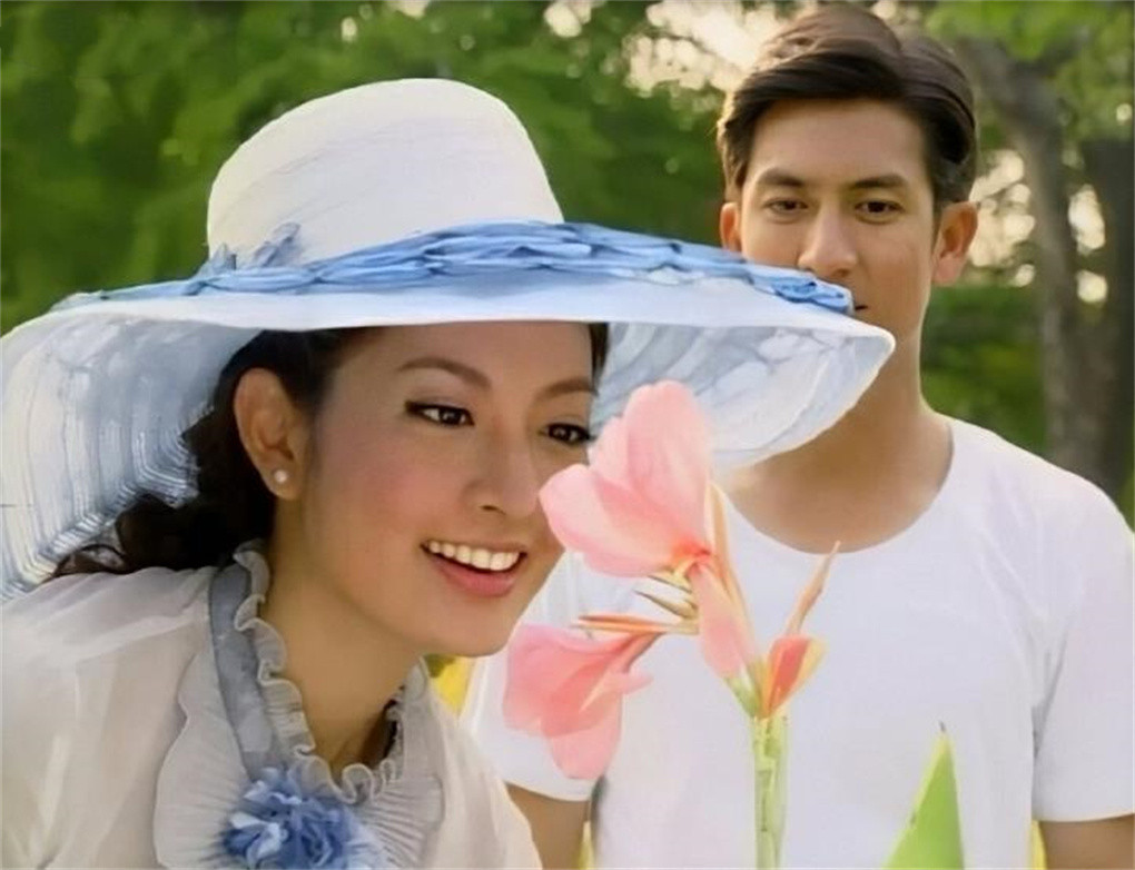 泰剧女王aff新剧官宣搭档天才枪手男主上演唯美姐弟恋