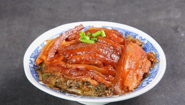 炸扣肉到底是广西的方法好还是广东的好看完广东大厨不做声了