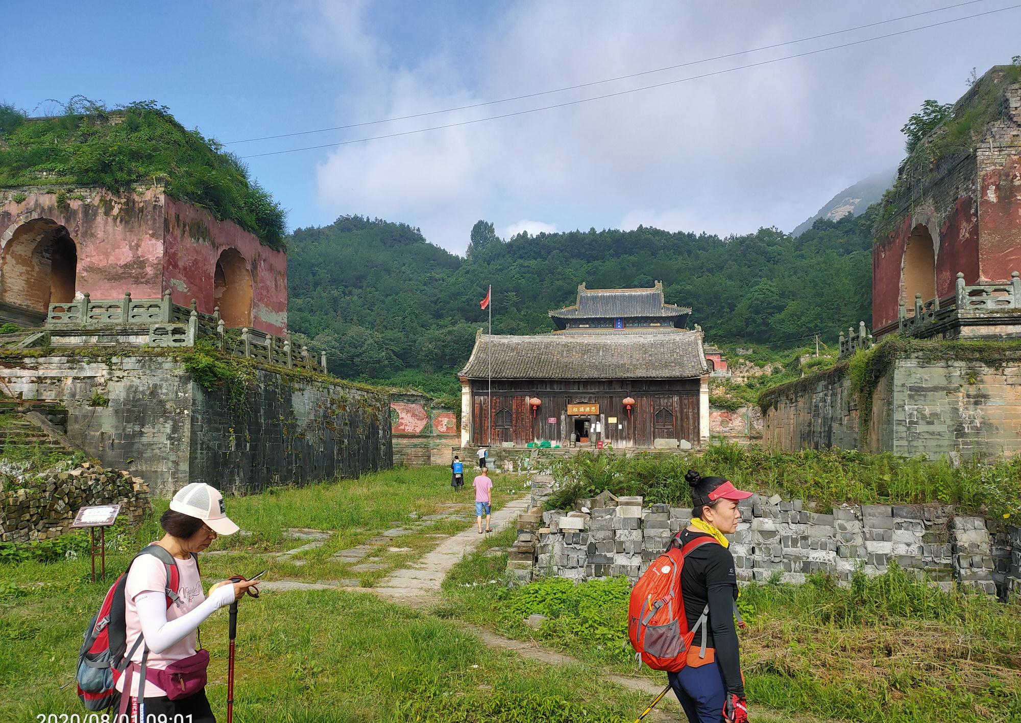 五龙宫因战火毁坏,变成千年文化遗址!__财经头条