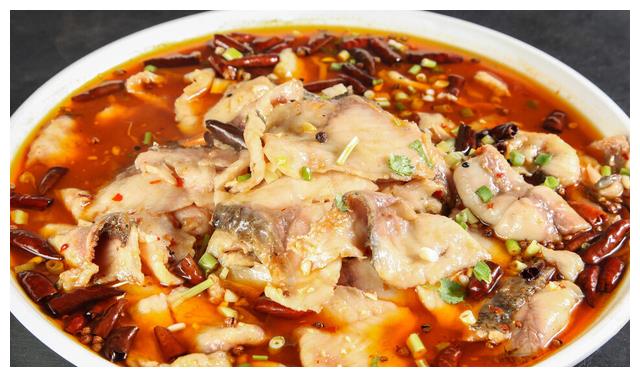 水煮鱼,不能直接下锅煮,牢记1个诀窍,鱼肉不易碎,嫩滑又入味__财经