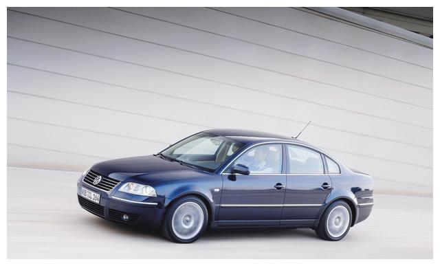 大众帕萨特历史中唯一一款8缸动力车型