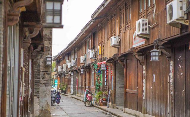 实拍起源于南宋鼎盛于明清的台州路桥老街