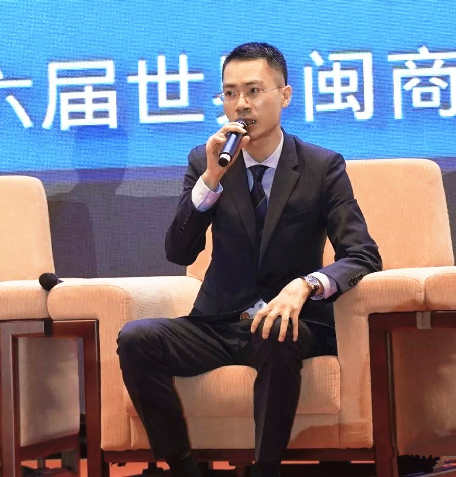 用儒雅的气质撑起一个爱心国货品牌吴荣照你太帅了