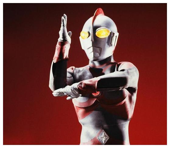 爱迪奥特曼40周年庆贺活动来袭帅气的矢的猛老师来