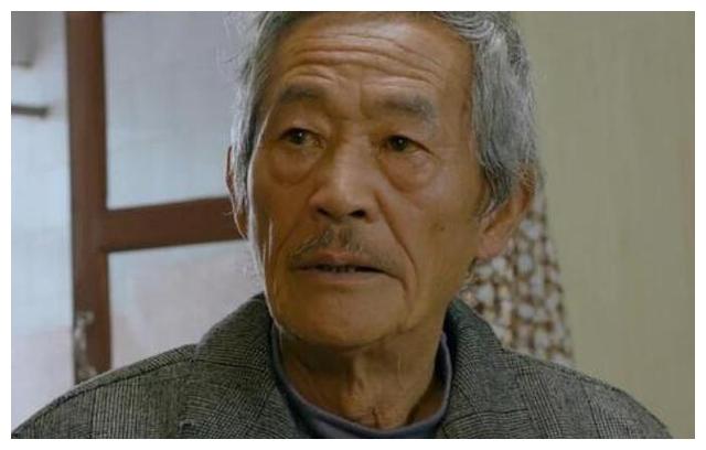 他是国家一级演员,如今竟沦为网红,76岁凭借一句"脏话"火了