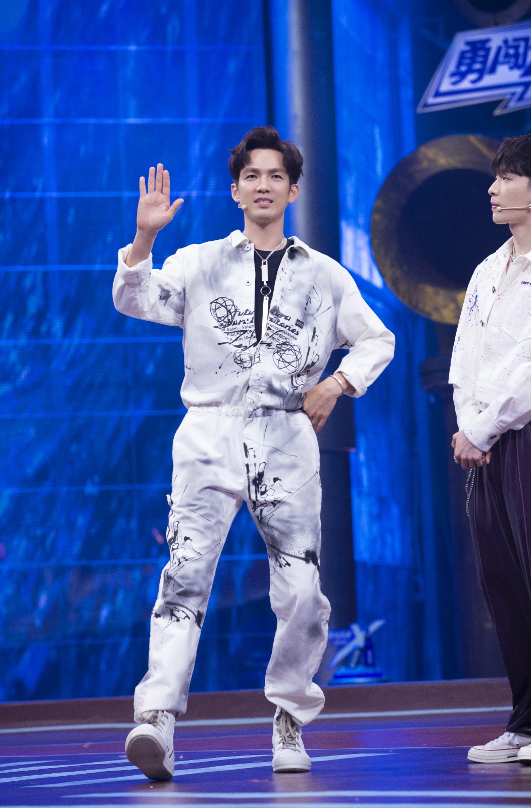 钟汉良帅气出席这就是街舞3发布会现场爆料残酷赛制