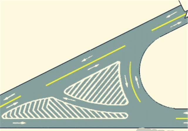 交警通知这类左转虚线不是待行区走错扣6分