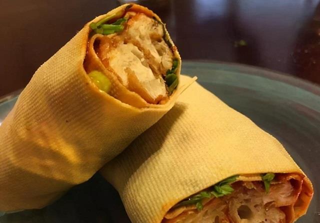 合肥人的早餐选择千张卷油条你吃过吗霸都欢迎吃货