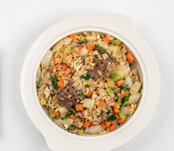 这款火遍大江南北的牛肉菜心炒饭这里就可以享用