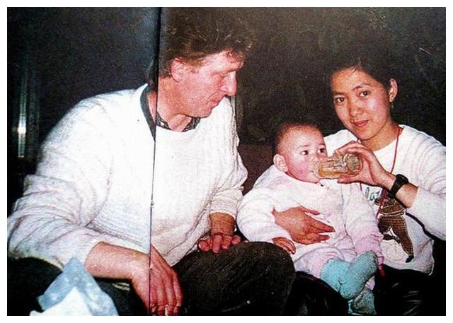 邓星与汪嘉伟 .