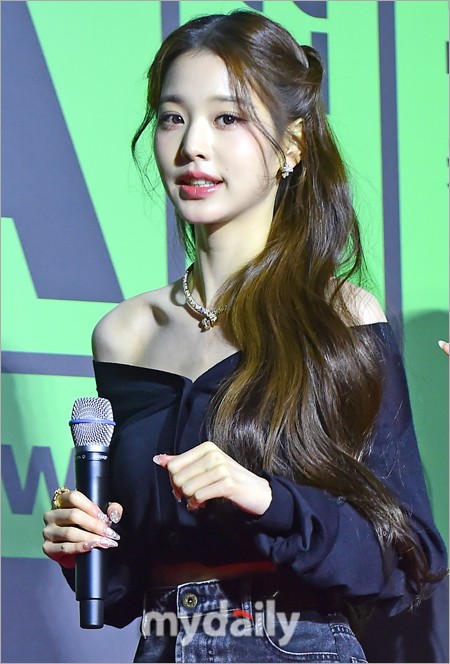 韩国女团IVE出席MELON MUSIC颁奖礼