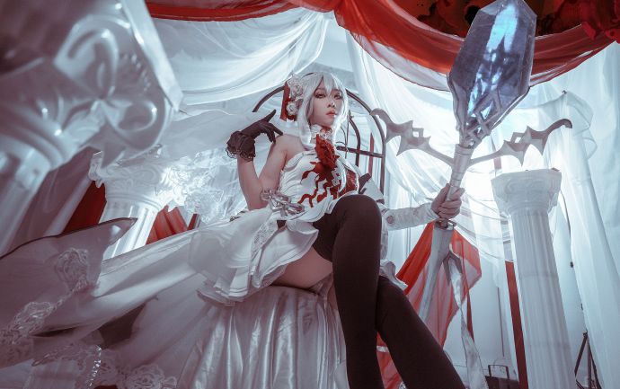 死亡愛麗絲白雪公主cosplay