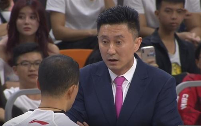 中国男篮亚洲杯前景不妙!杜锋带7人前往印尼,周琦因病突然晕倒休闲区蓝鸢梦想 - Www.slyday.coM 中国男篮亚洲杯前景不妙!杜锋带7人前往印尼,周琦因病突然晕倒休闲区蓝鸢梦想 - Www.slyday.coM