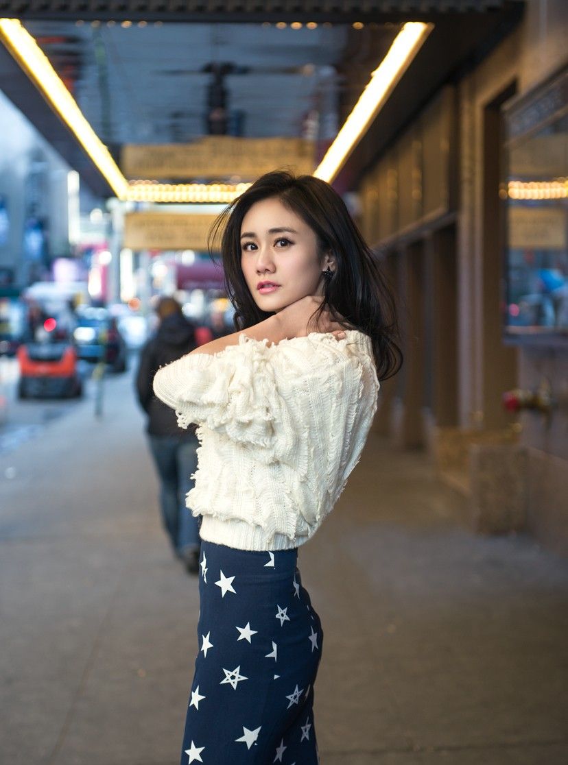 嫁给了音乐才子郑钧,也越来越有女人味了,真漂亮——刘芸