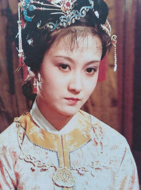 弈客签约｜识棋无恶人？从贾迎春的冷面冷心说起
