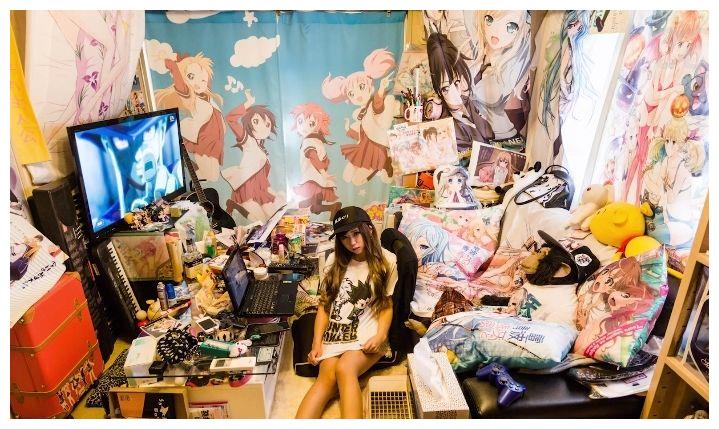 为啥日本的结婚率不高?看完"宅女"们的房间后,难怪不想结婚