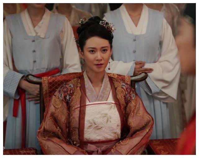 当赘婿宁毅岳母脱下古装换上现代装后网友老婆好