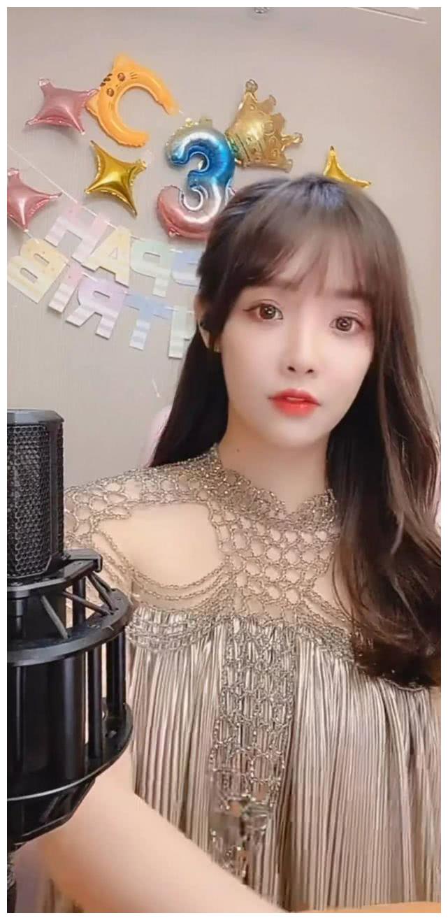 搬着指头数一数大咖歌手兔子牙还真就是才艺圈近七天元气小公主