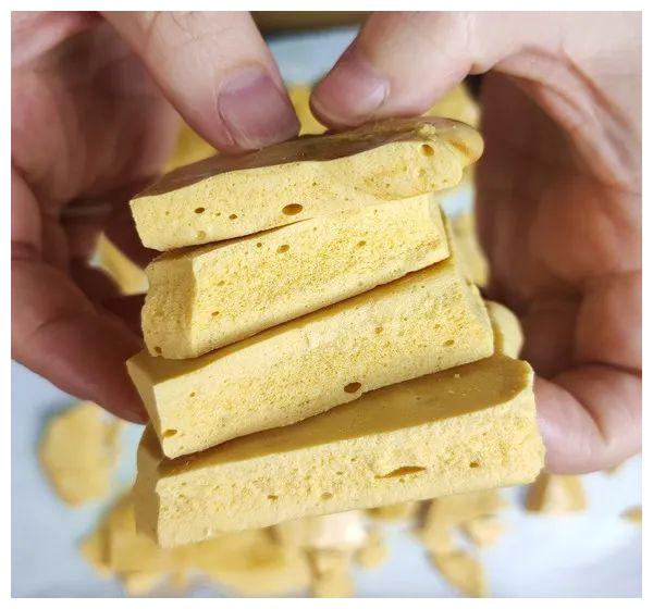 香喷喷的大梨糕来啦,快做给宝宝尝尝吧