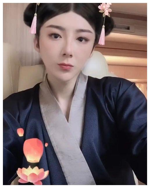 男星的女装扮相,刘宇宁高冷,郭俊辰甜清新,孙坚:这也太美了
