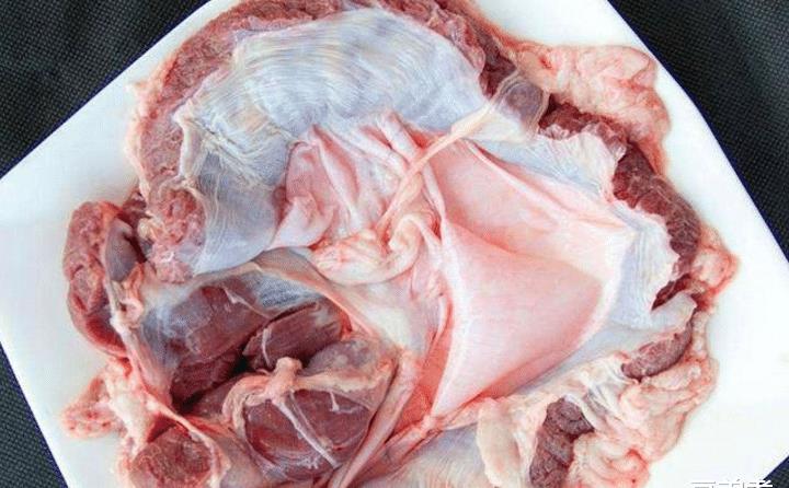冬天,要多吃此肉,比牛羊肉好吃,鲜嫩又营养,做一锅太香了|隔山|芋头