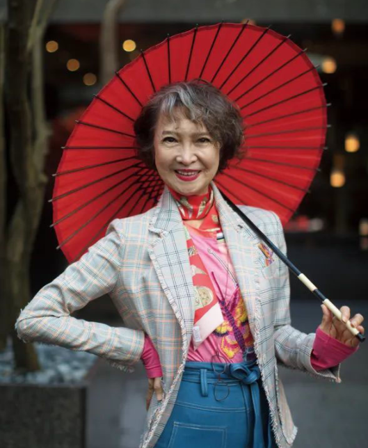 75岁萧芳芳近况曝光,7岁出道为父还债,今优雅依旧魅力不输当年__财经